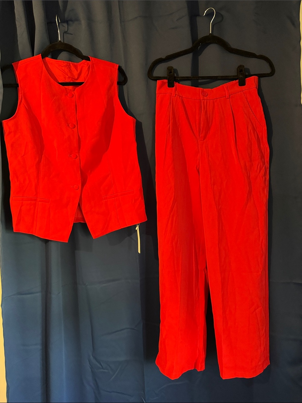 Amazon Red Women's Pant and Vest Set